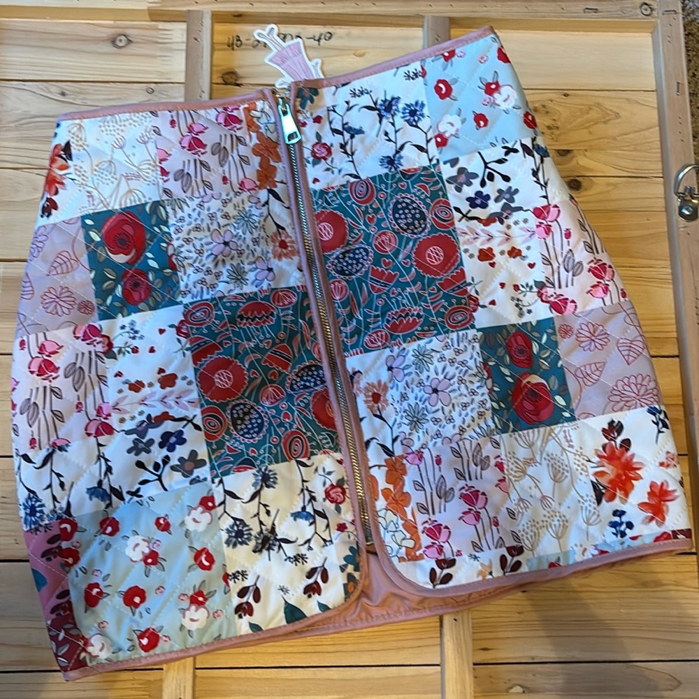 NWT Paperdoll quilted mini skirtt
